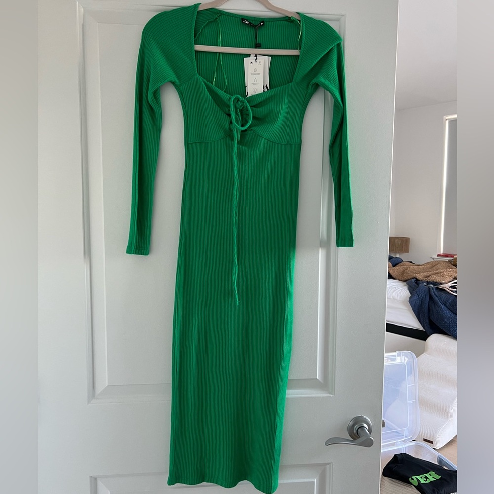 Zara Ribbed Dress - Picture 2 of 2